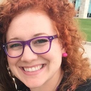 Meet your Posher, Candace